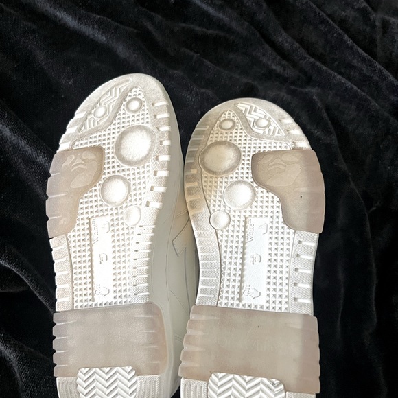 Off-white “Virgil” sneakers. - Picture 6 of 7